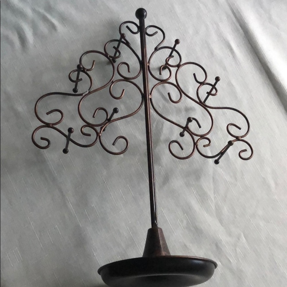 Bronze jewelry holder